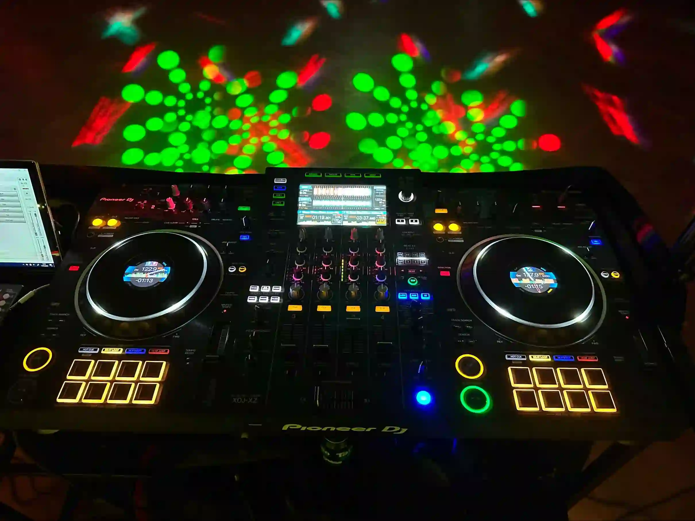 DJ and mobile disco hire East Anglia - Norfolk Suffolk and Cambridgeshire