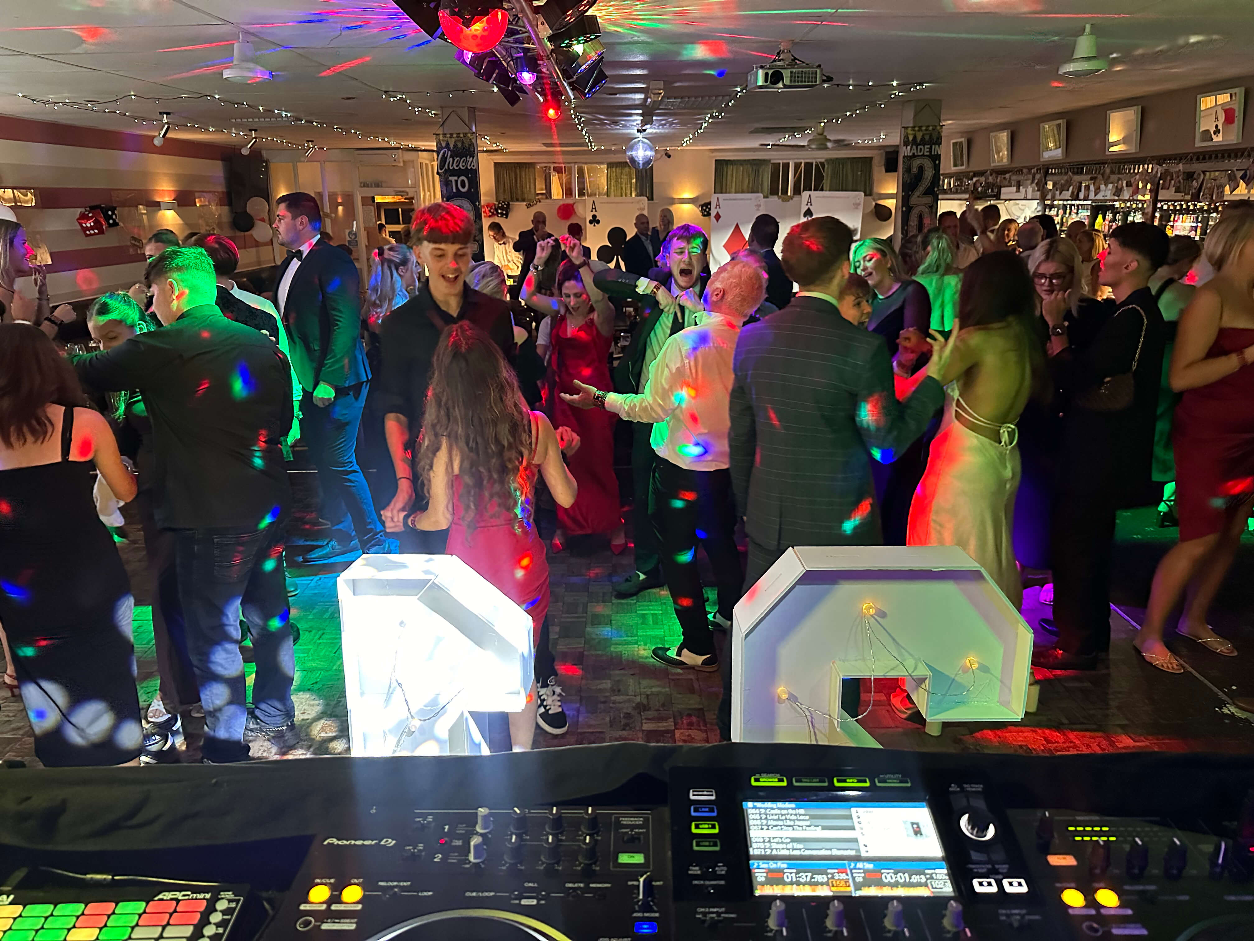 Mobile disco hire Norfolk for birthdays, weddings and events across East Anglia