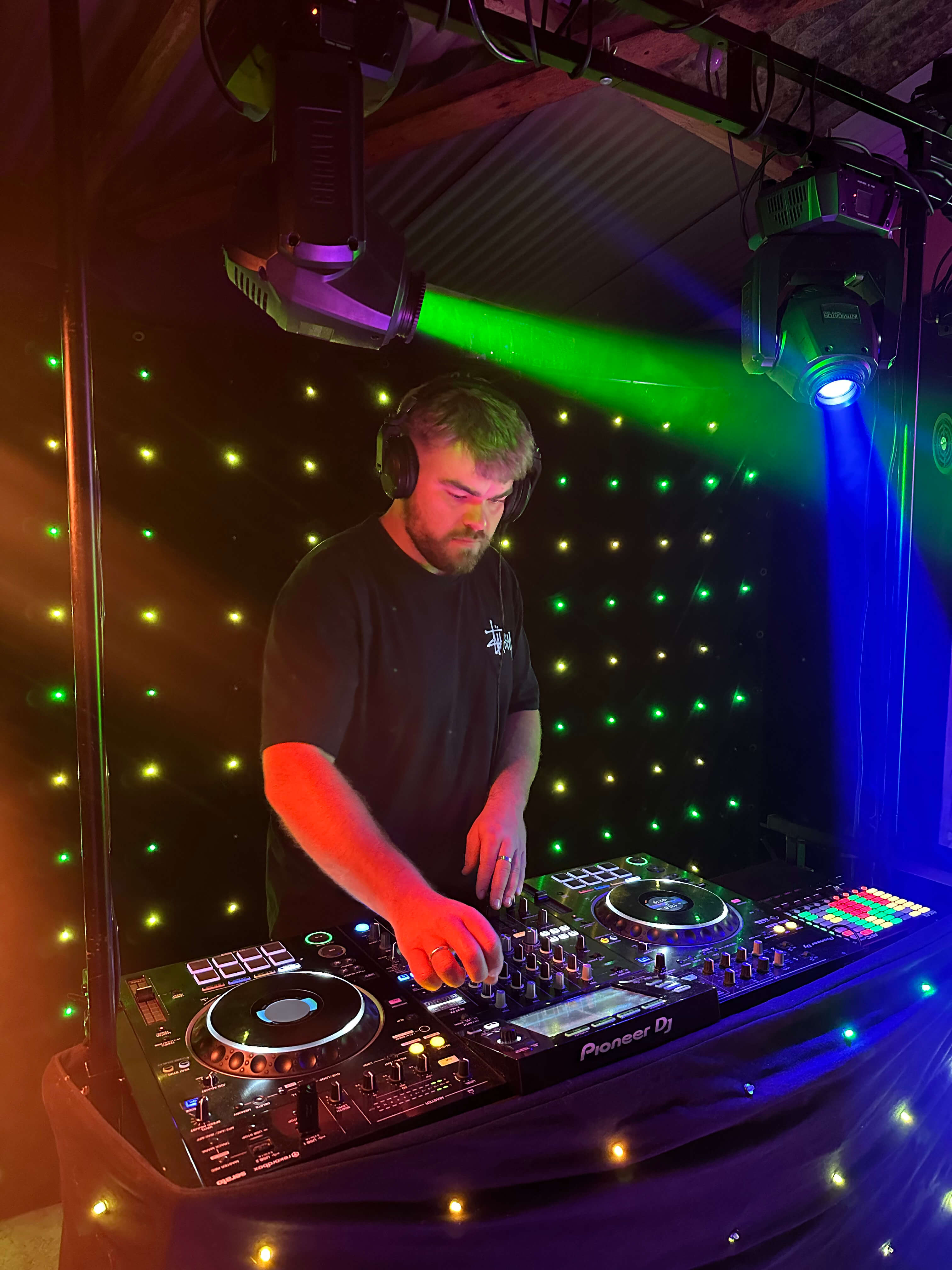 Mobile DJ hire Norfolk for weddings, parties and corporate events - BrightSound Events