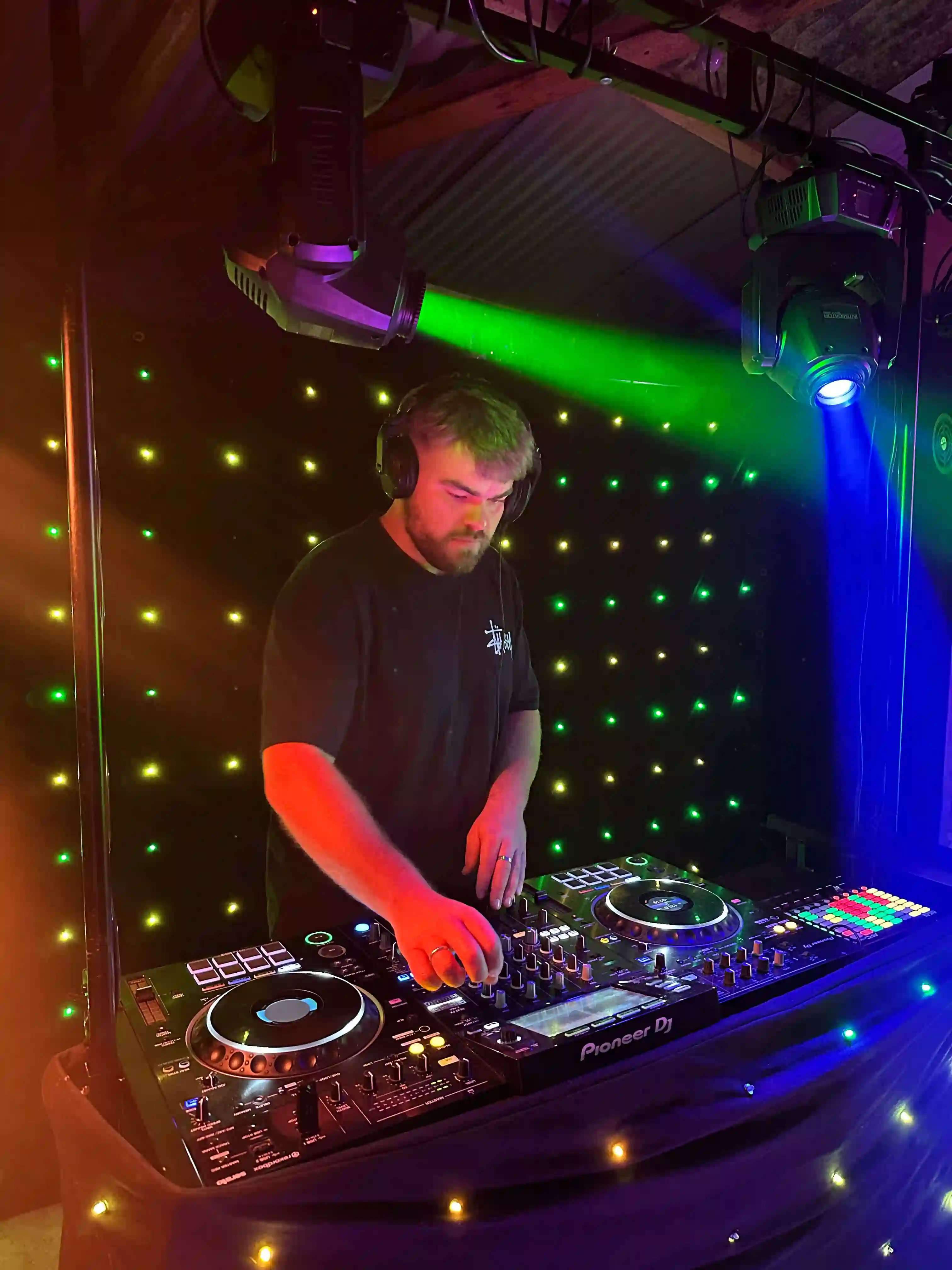 Mobile DJ hire Norfolk for weddings, parties and corporate events - BrightSound Events